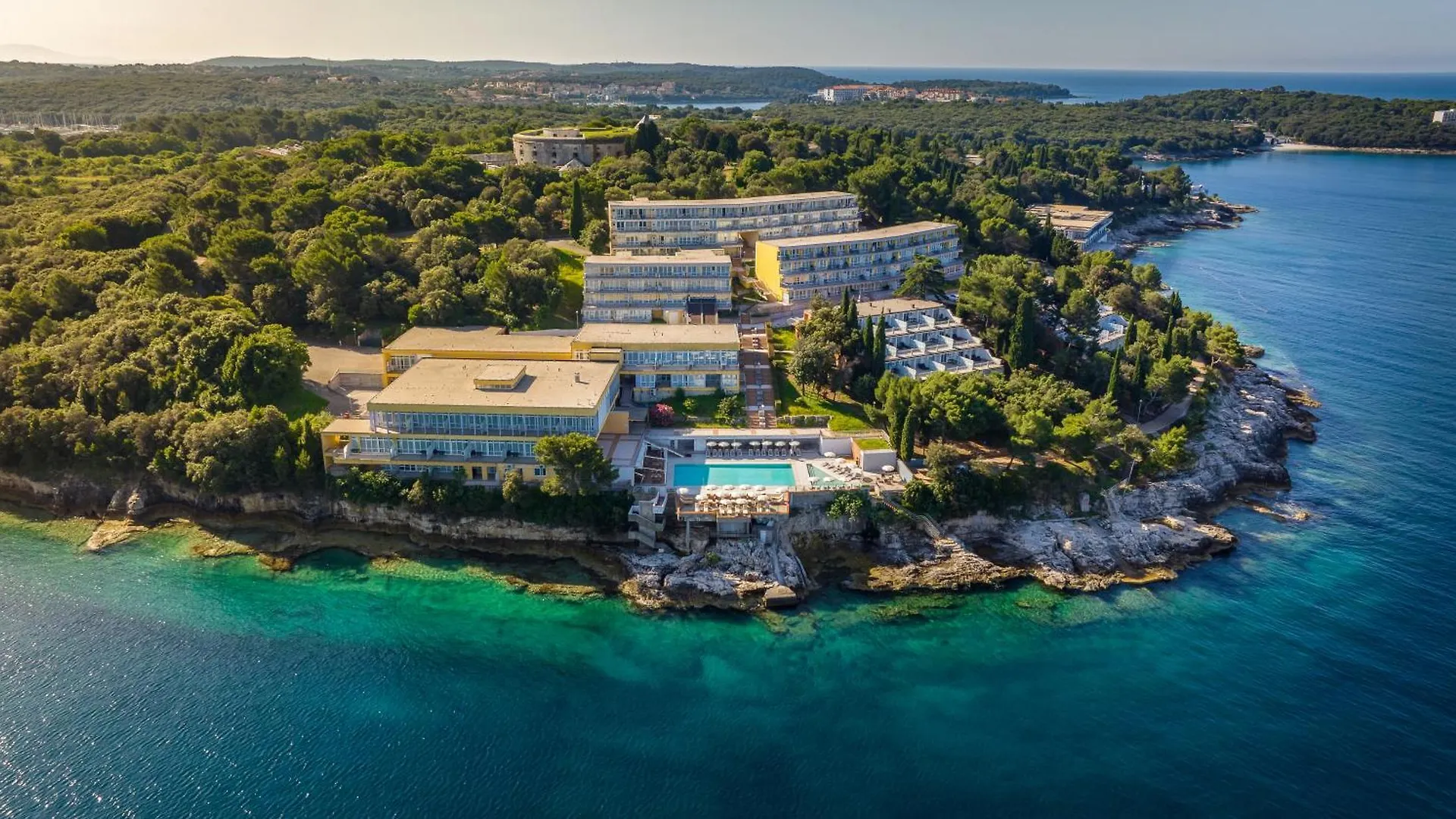 Splendid Resort contacts
