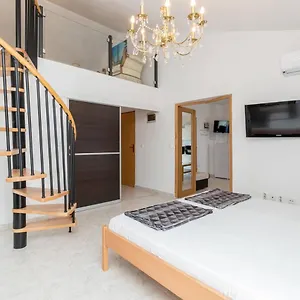 & Hegic Apartment Zadar