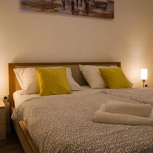Apartment Peaceful & Sunny Trogir