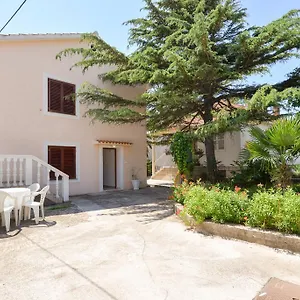 Apartment Nora Zadar