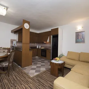 https://apartment-da.splithotels.org